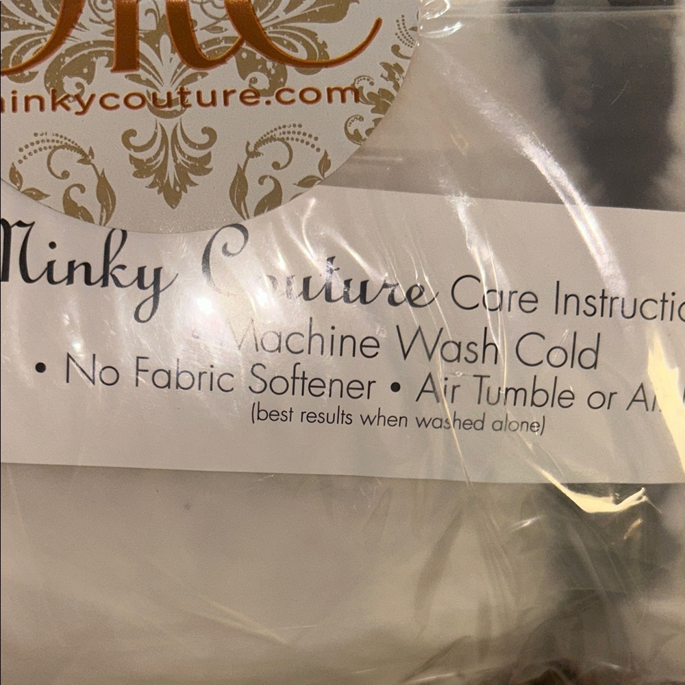 Minky Couture White Blanket. NWT. Fits single/ double bed. - Picture 3 of 11
